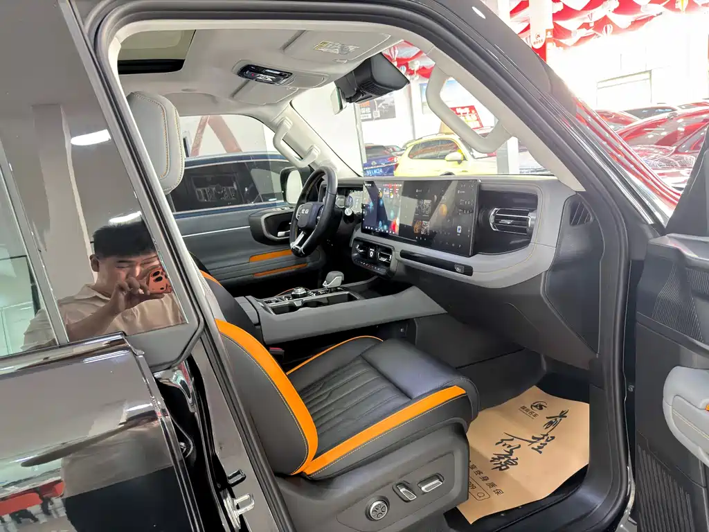 BAIC BJ40 Extended Range 2025 — фото 16