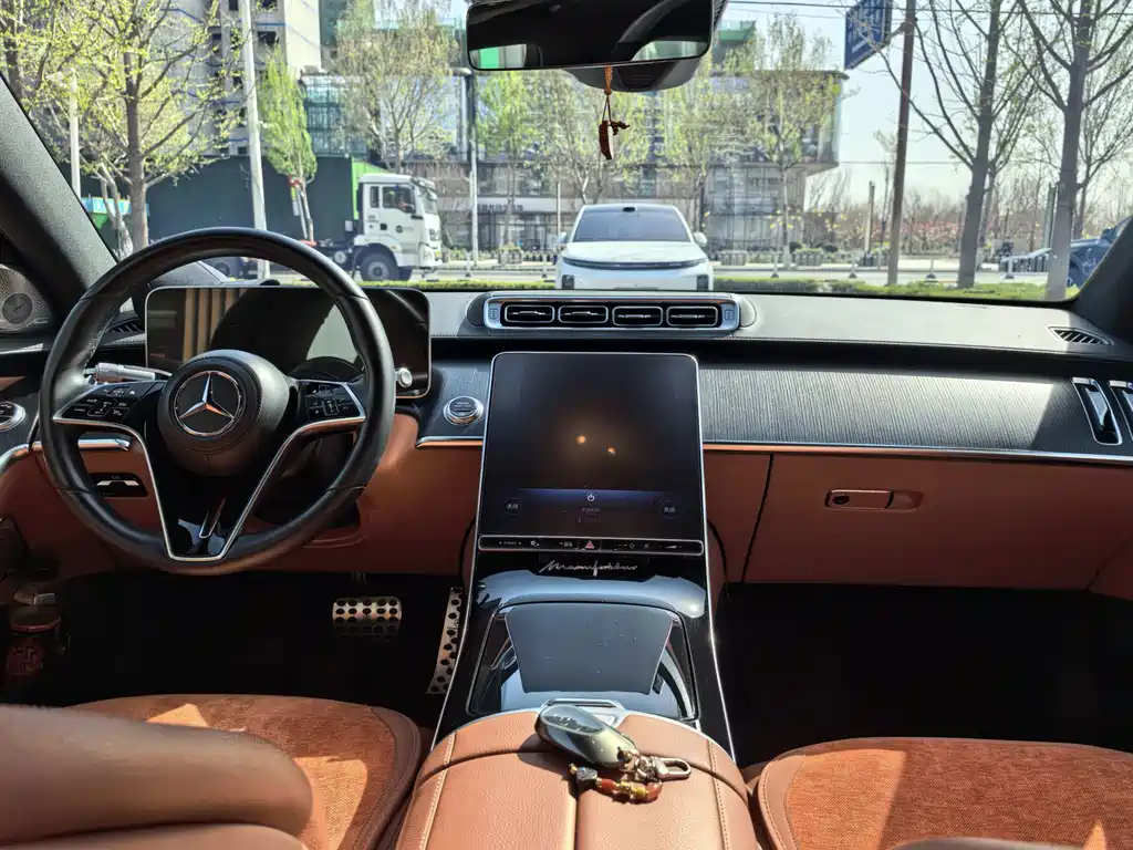Mercedes-Benz S-Class 2023 — фото 12