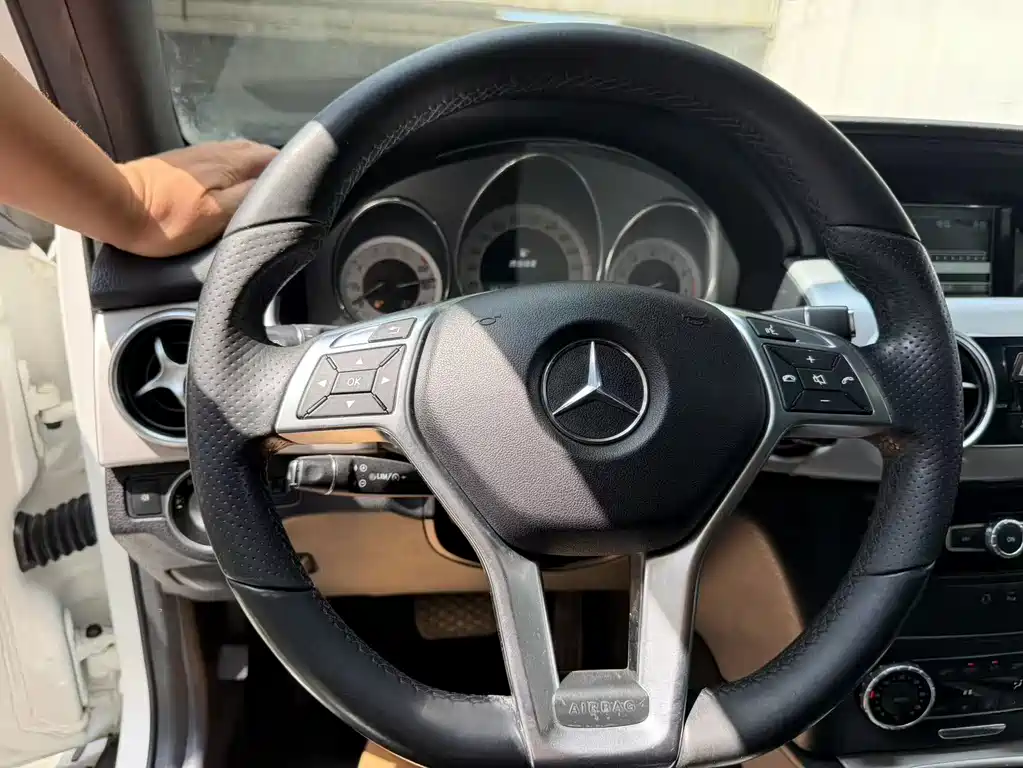 Mercedes-Benz GLK-Class 2015