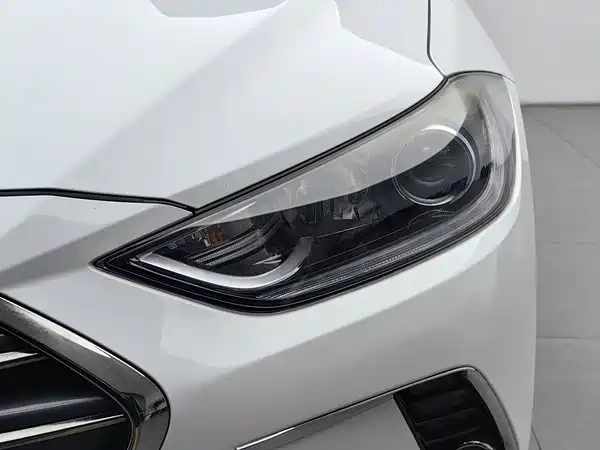 Hyundai Celesta 2017