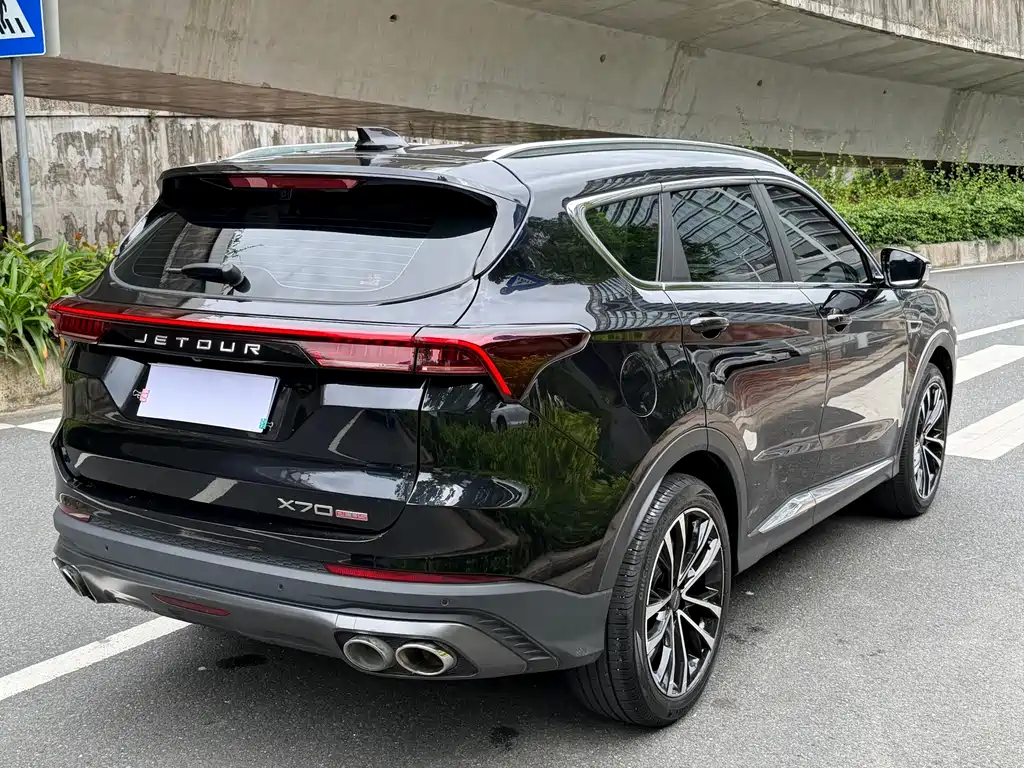 Jetour X70 PLUS 2021 — фото 17