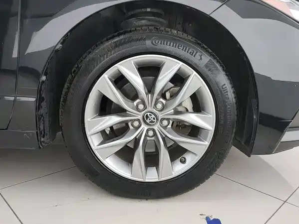 Toyota Avalon 2020