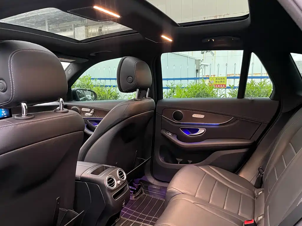 Mercedes-Benz GLC 2019 — фото 15
