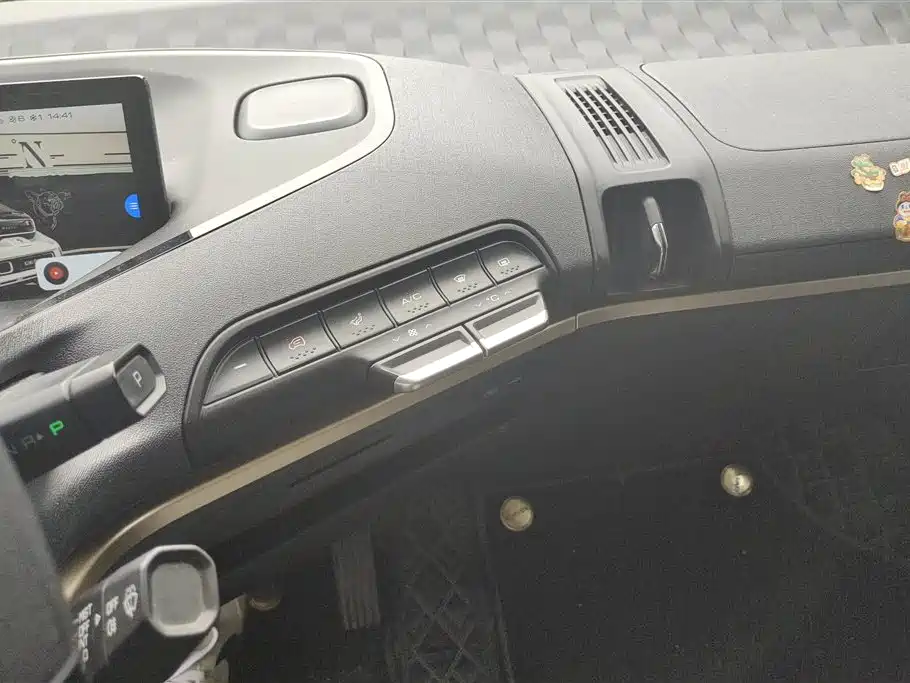 Baojun KiWi EV 2021 — фото 13