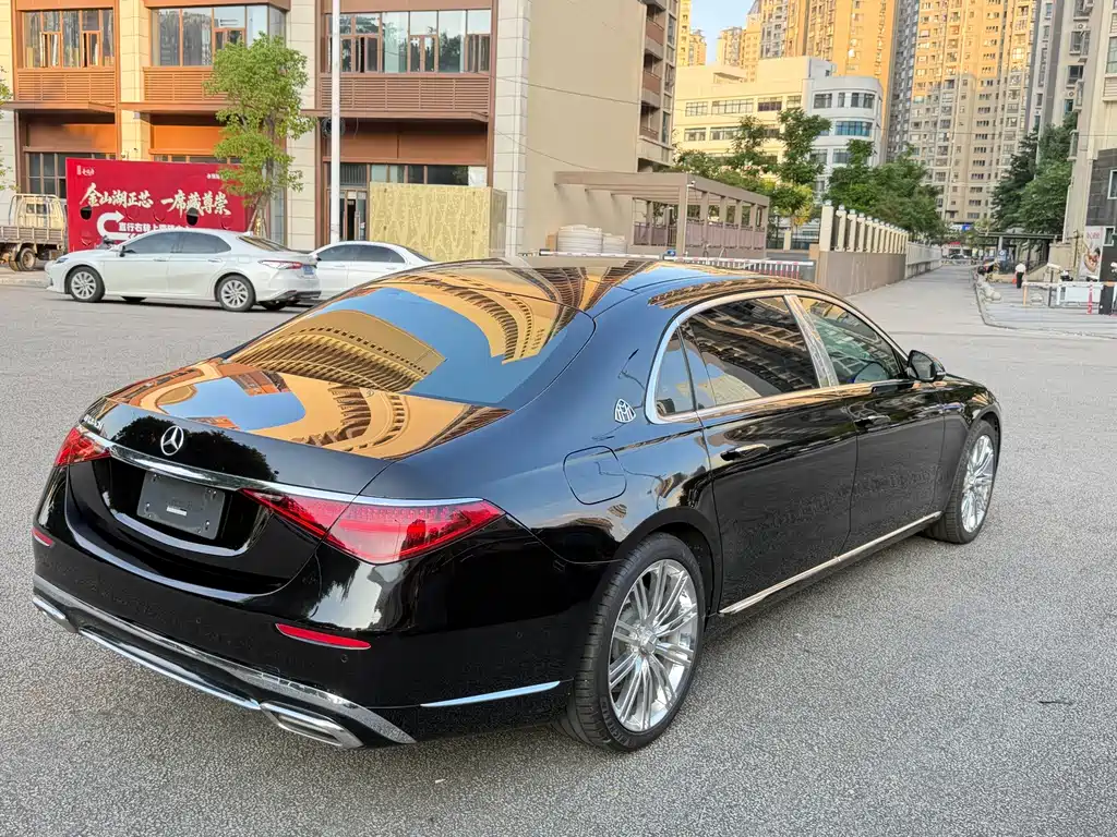 Mercedes-Benz Maybach S-Class 2024 — фото 9