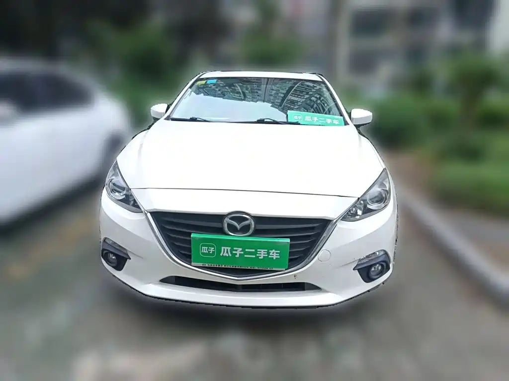 Mazda 3 Axela 2015 — фото 24