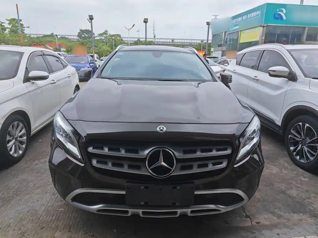 Mercedes-Benz GLA 2017