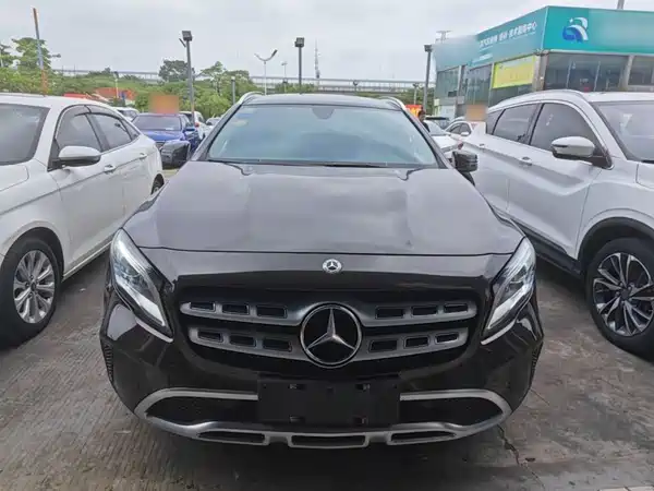 Mercedes-Benz GLA 2017