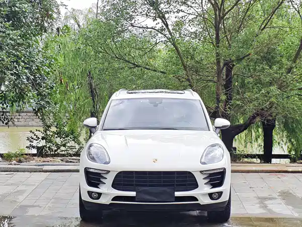 Porsche Macan 2018