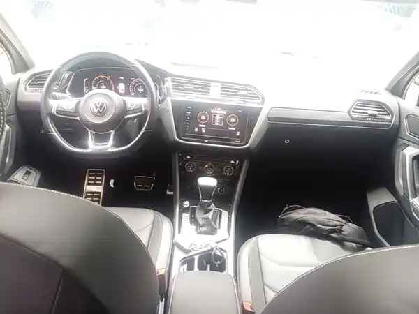 Volkswagen Tiguan L 2021