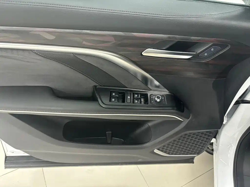 Haval H6 2022 — фото 15