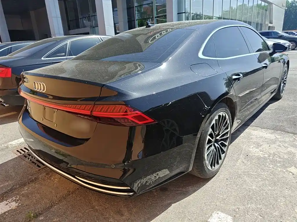 Audi A7L 2024 — фото 7