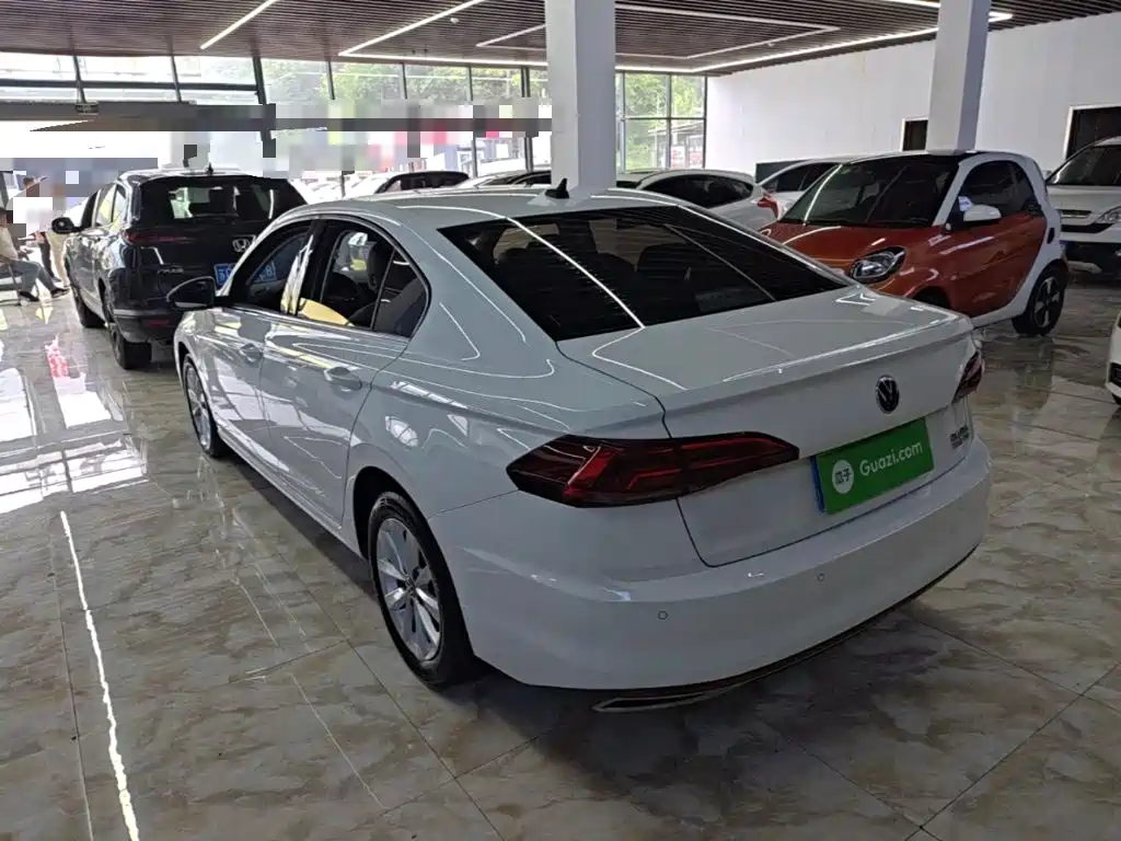Volkswagen Bora 2021
