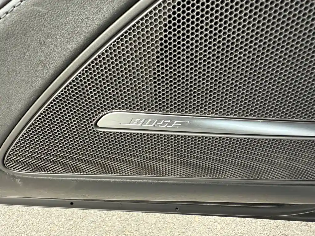 Audi A8 2011 — фото 10