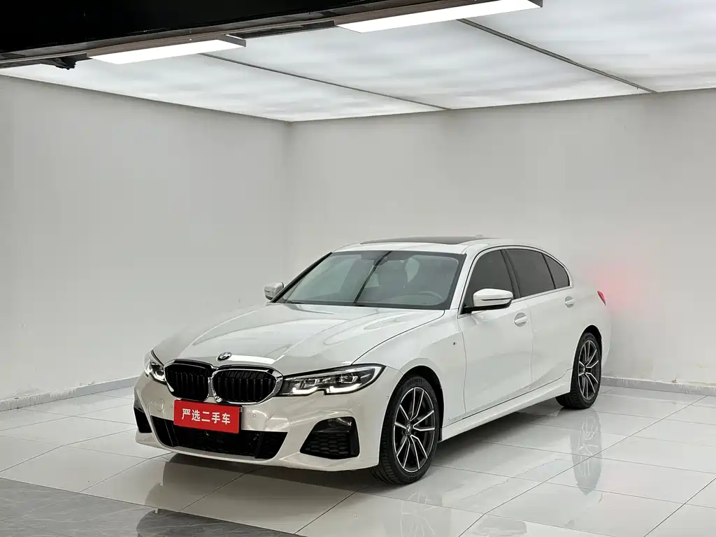 BMW 3 Series 2021 — фото 1