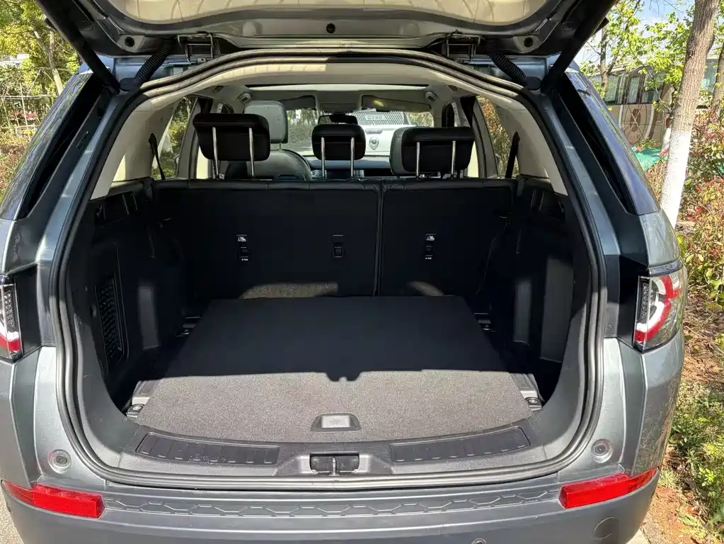 Land Rover Discovery Sport 2019 — фото 19