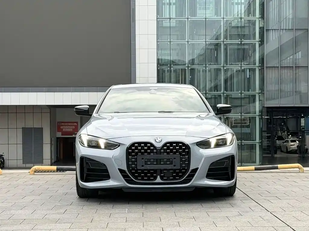 BMW 4 Series 2025