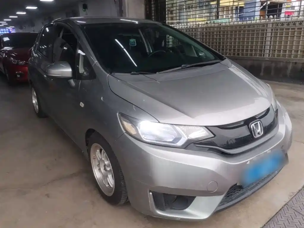 Honda Fit 2017 — фото 4