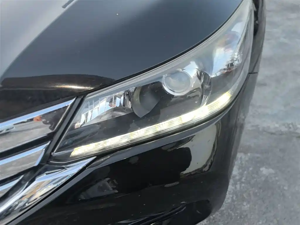 Honda Accord 2016 — фото 24