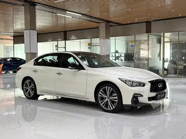 Infiniti Q50L 2021
