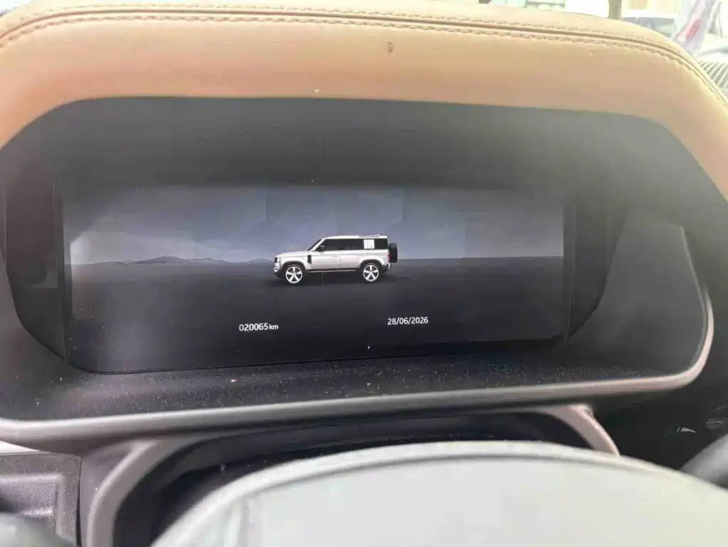 Land Rover Defender 2025