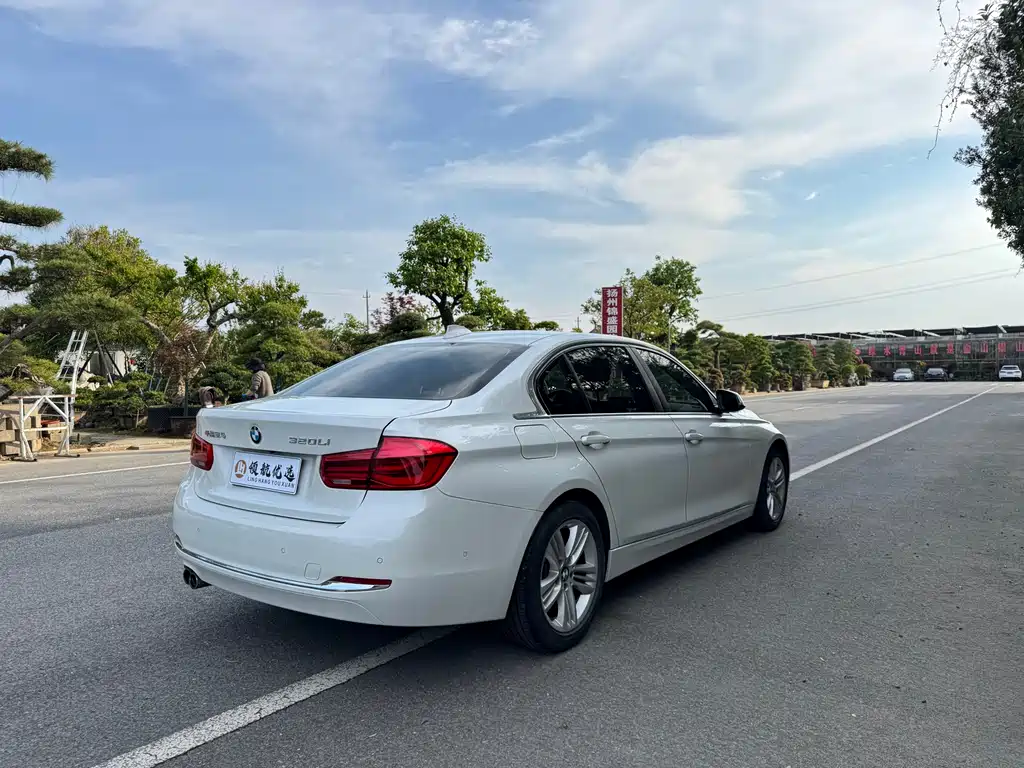 BMW 3 Series 2017 — фото 4