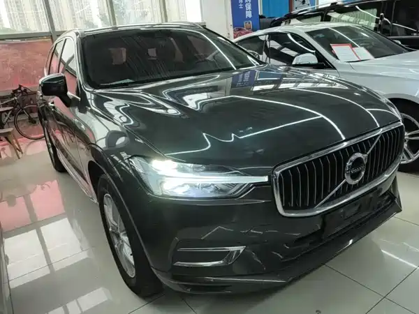Volvo XC60 2021