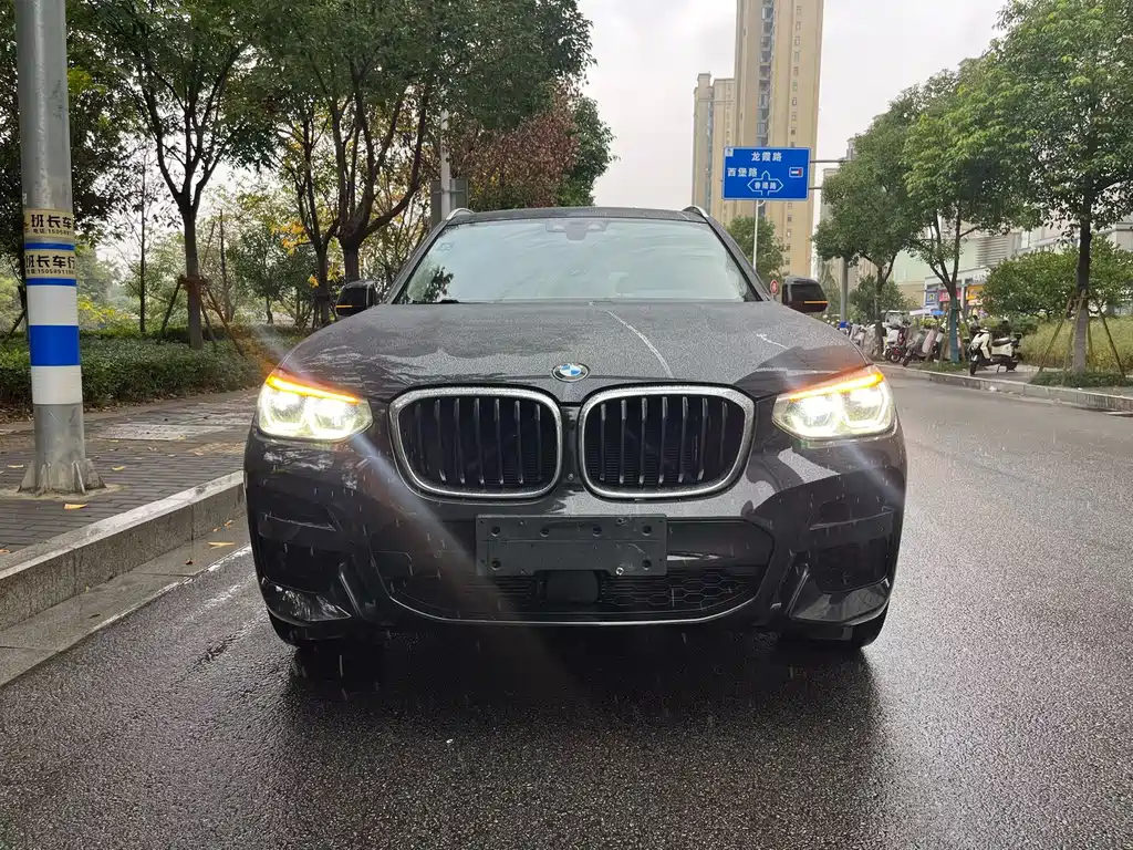 BMW X3 2021 — фото 2