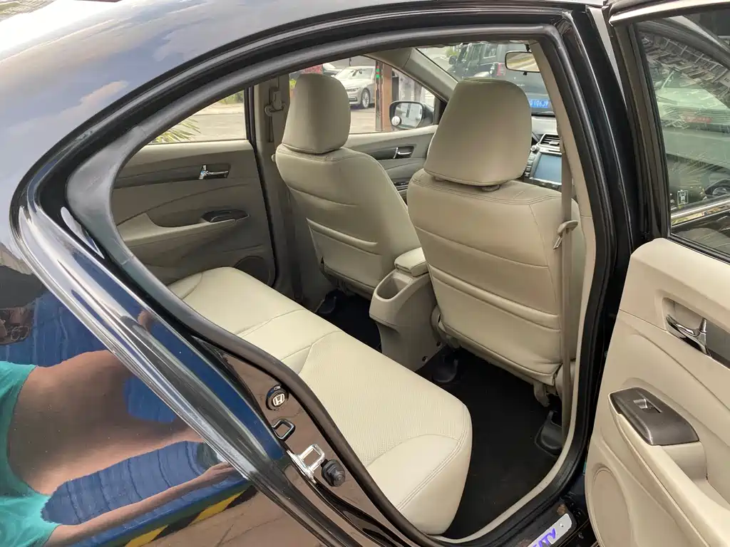 Honda City Classic 2014 — фото 12