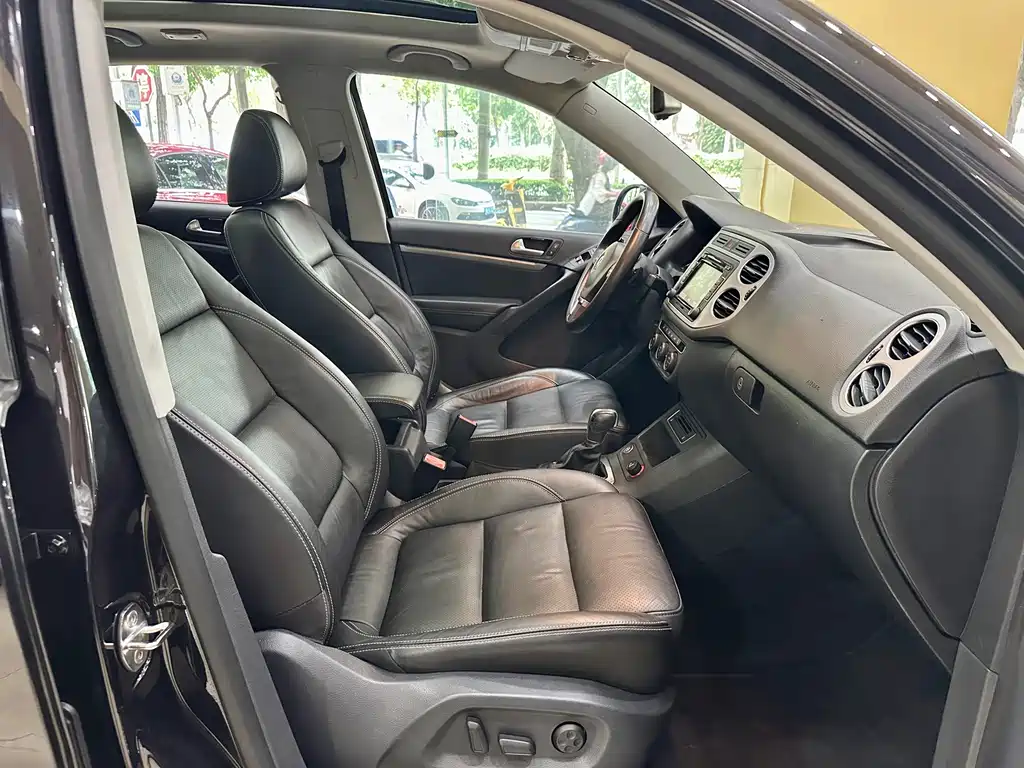 Volkswagen Tiguan 2016 — фото 10