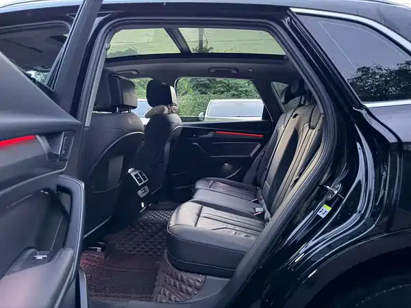 Audi Q5L 2022