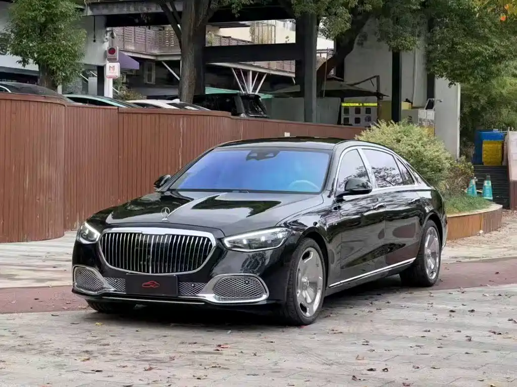 Mercedes-Benz Maybach S-Class 2023
