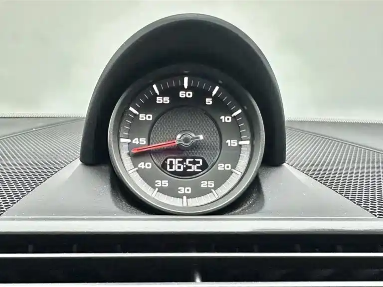 Porsche Panamera 2021 — фото 10