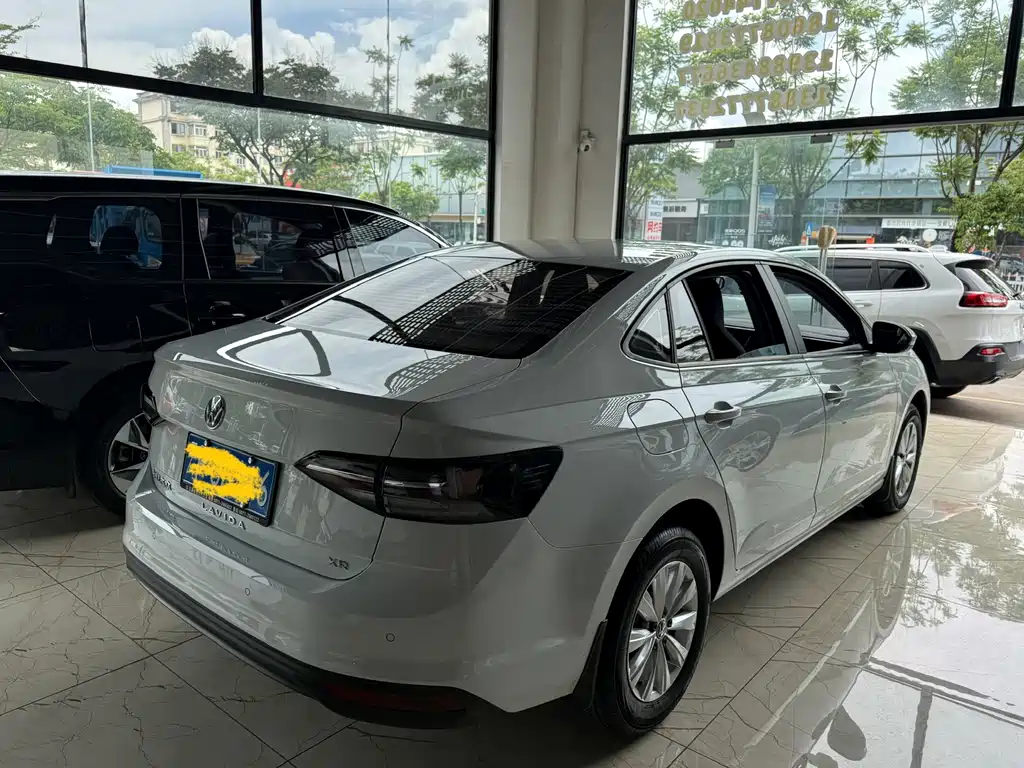 Volkswagen Lavida 2024