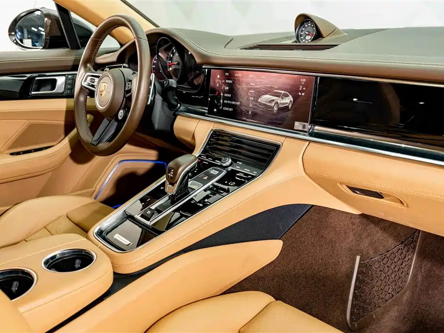 Porsche Panamera 2022 — фото 18