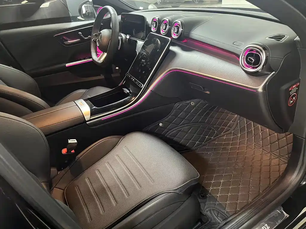 Mercedes-Benz C-Class 2023