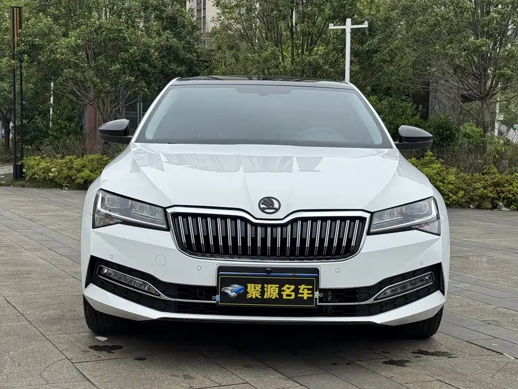 Skoda Superb 2024 — фото 2