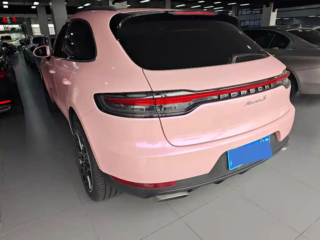 Porsche Macan 2019 — фото 15