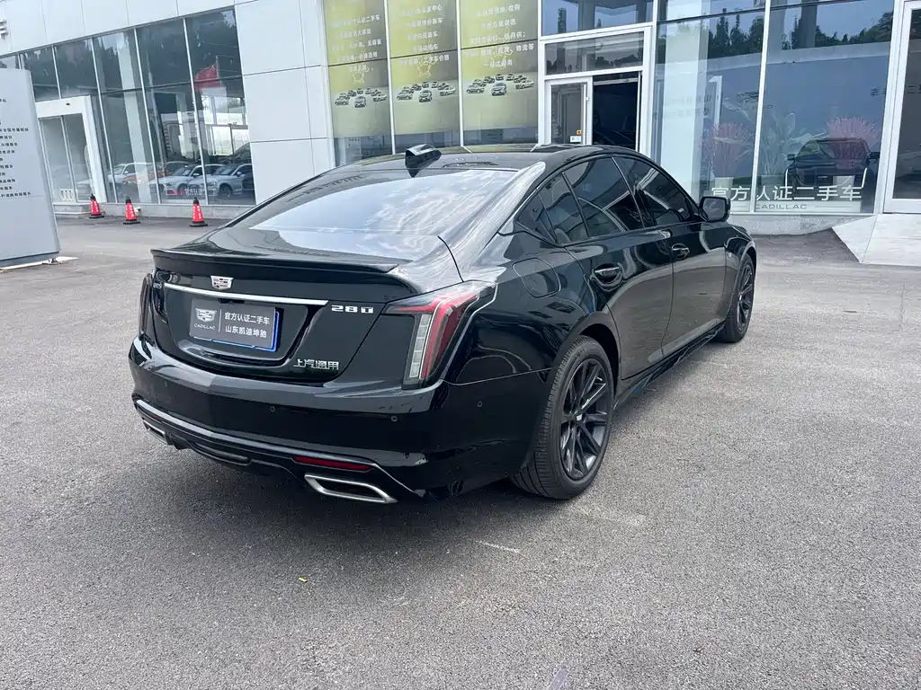 Cadillac CT5 2025 — фото 16