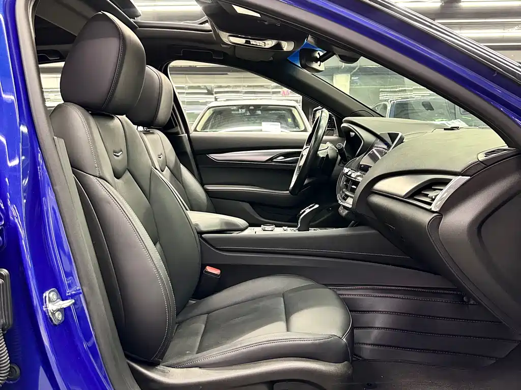 Cadillac CT5 2020 — фото 17