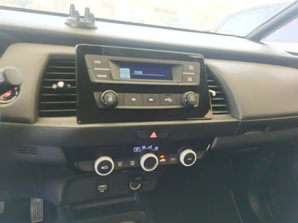 Honda Fit 2023 — фото 13