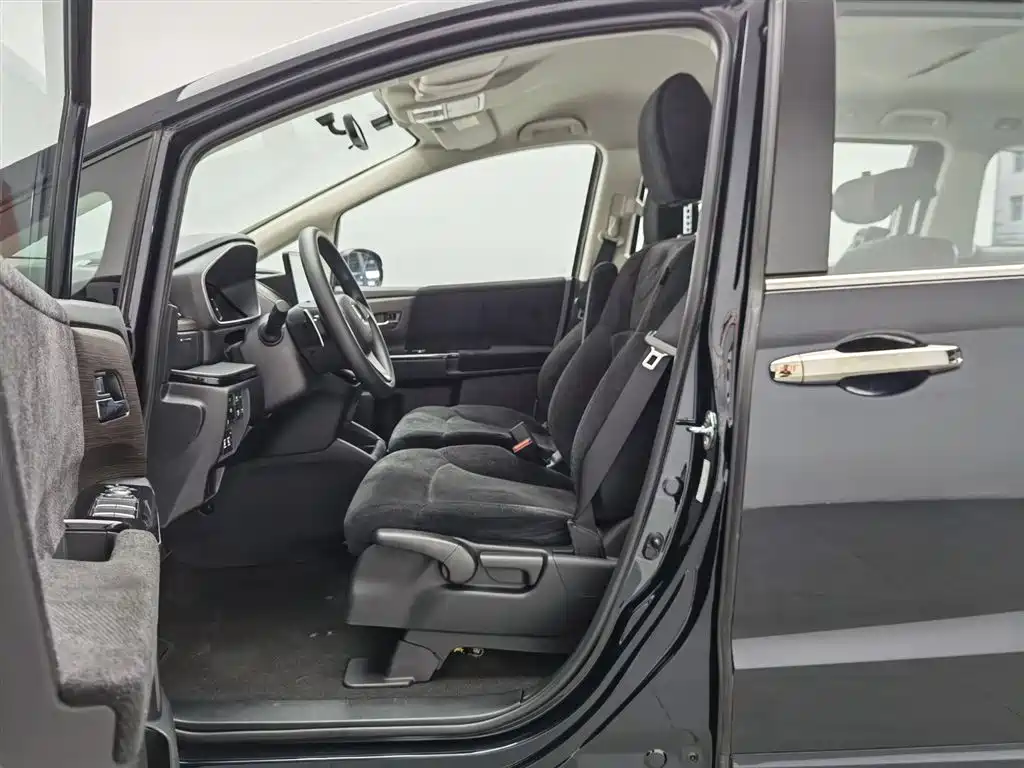 Honda Odyssey 2024 — фото 10