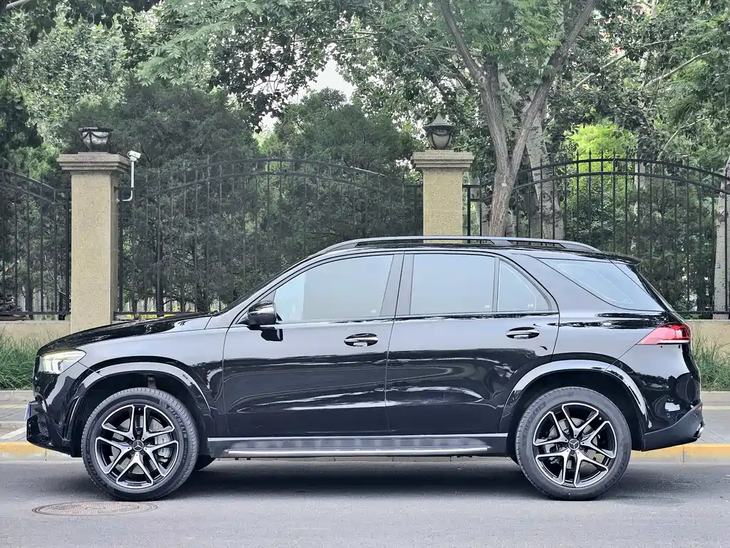 Mercedes-Benz GLE AMG 2021 — фото 2
