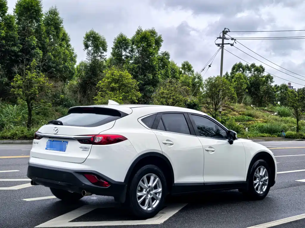 Mazda CX-4 2018 — фото 6