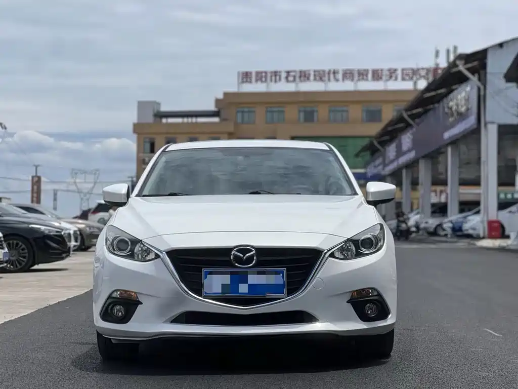 Mazda 3 Axela 2015 — фото 2