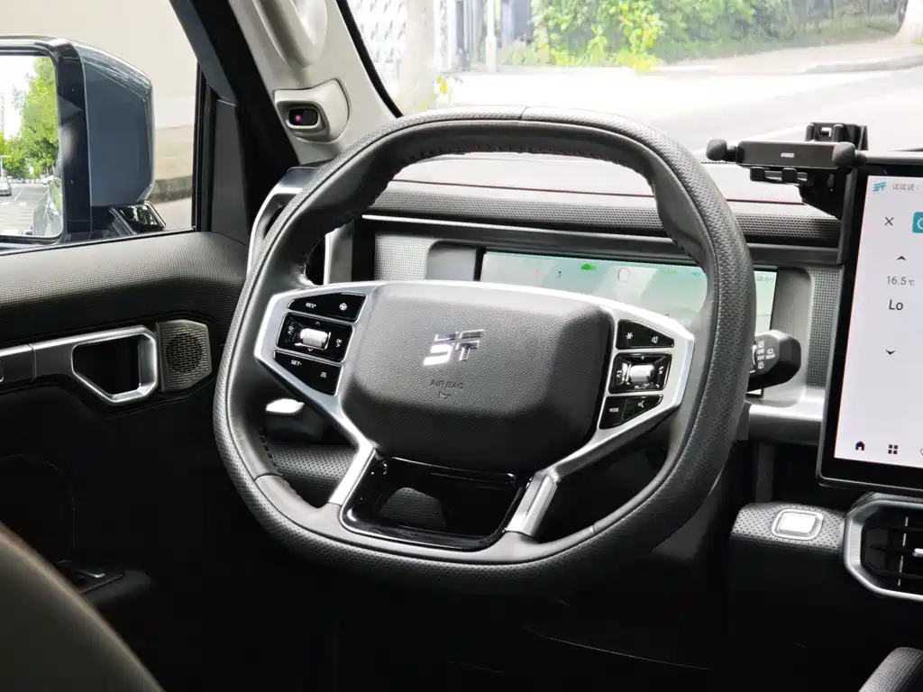 Jetour Traveller C-DM 2024 — фото 15