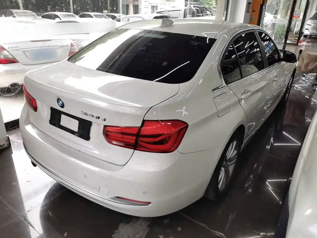 BMW 3 Series 2016