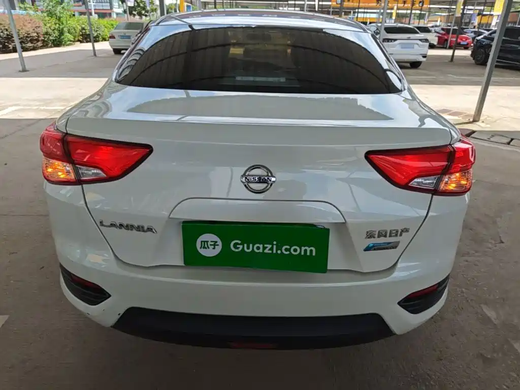 Nissan Bluebird 2021