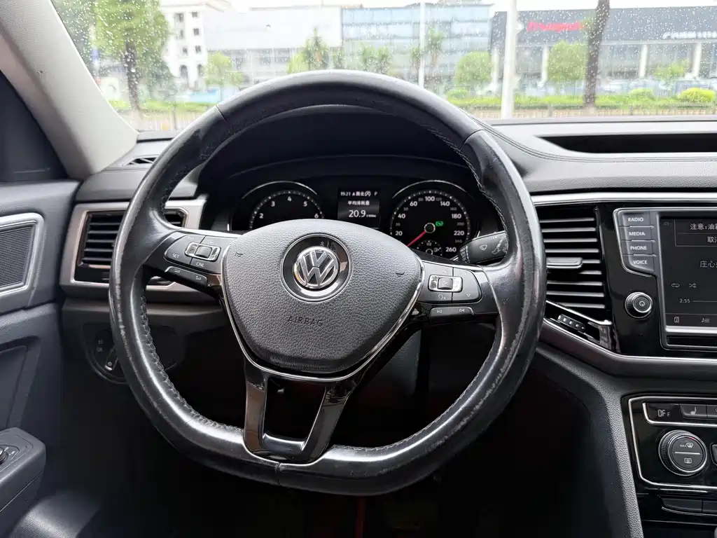 Volkswagen Teramont 2018 — фото 10