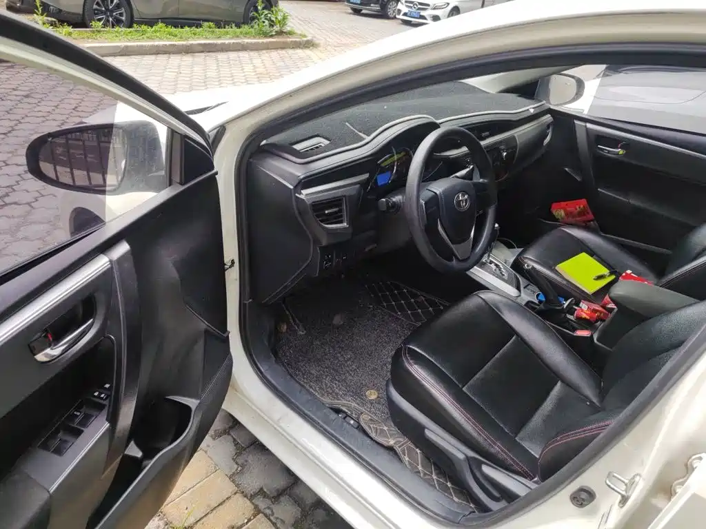 Toyota Levin 2015 — фото 12